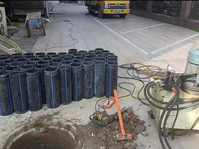 肃宁PE置换管厂家 DN315置换管 非开挖管短管置换